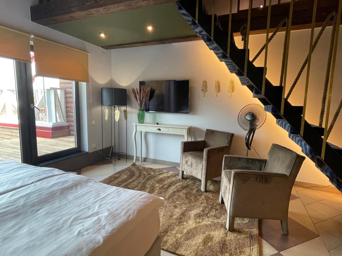 Duarto House, Sauna And Hot Tub Kiduliai Екстериор снимка
